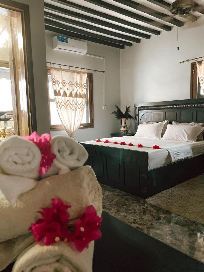 Slovenska Hisa Zanzibar Nungwi Ngoại thất bức ảnh